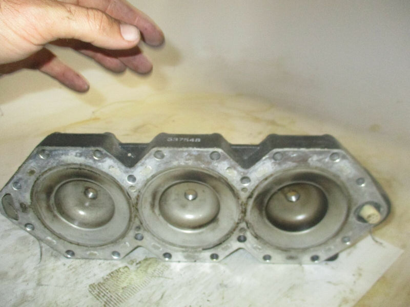 Johnson 175hp 2 stroke outboard cylinder head (337548)
