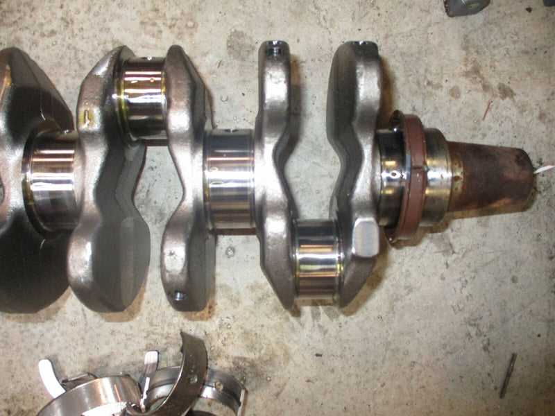 Suzuki DF70A 70hp outboard crankshaft (12220-87L00)