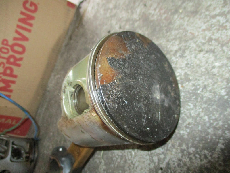 1994 Yamaha outboard VX250hp SWS Port piston and rod 61a-11642-01-87