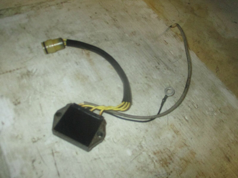 Suzuki DF225 225hp outboard rectifier regulator (32800-93J03)