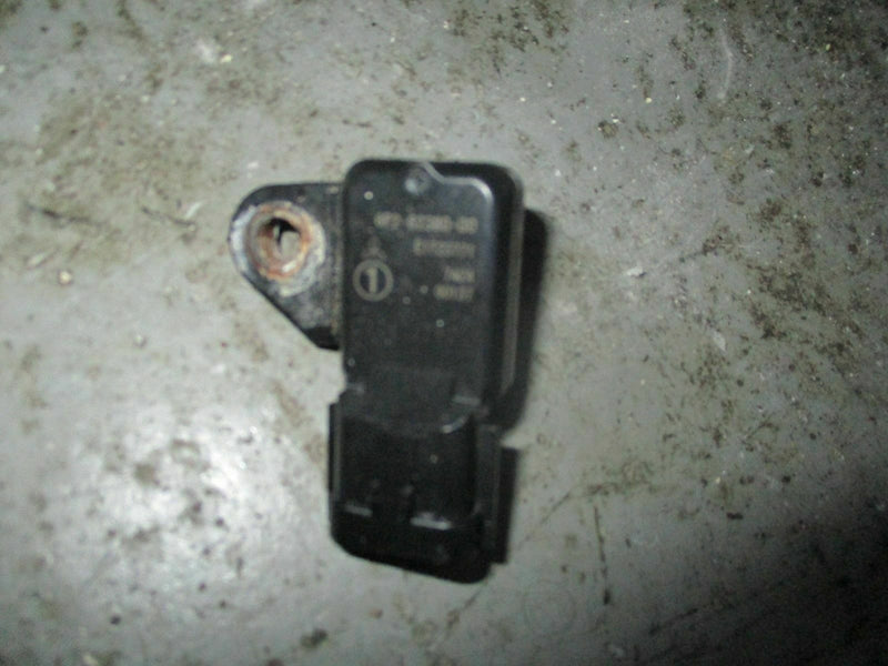2008 Yamaha 350hp 4-stroke outboard map sensor 6p2-82380-00
