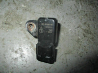 Load image into Gallery viewer, 2008 Yamaha 350hp 4-stroke outboard map sensor 6p2-82380-00
