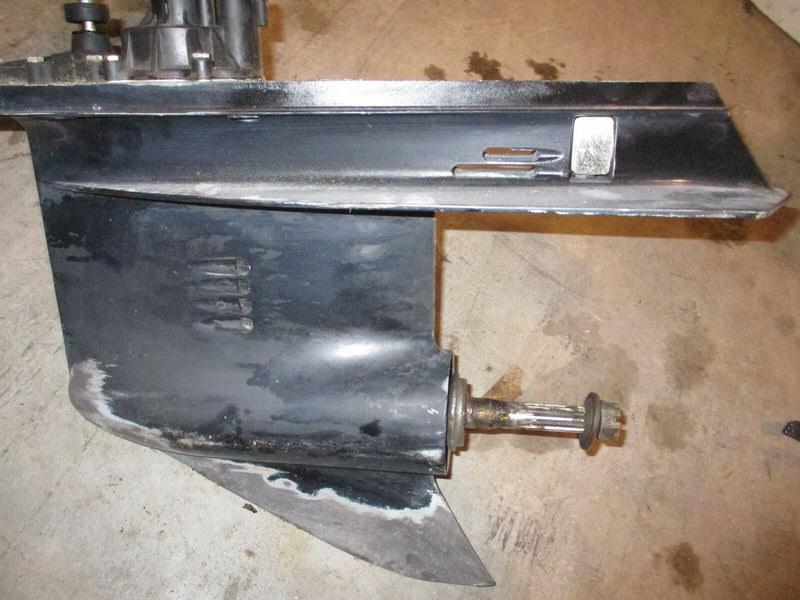 Evinrude 100hp 2 stroke outboard lower unit with 20" shaft