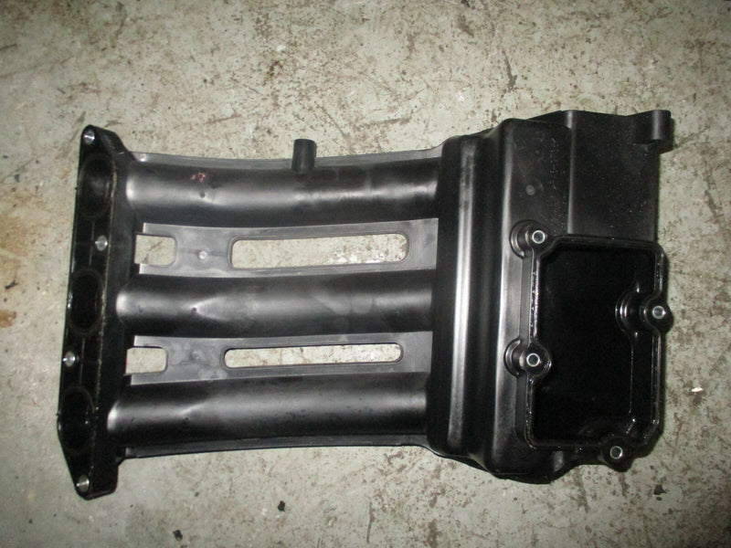 Yamaha V6 200hp 4 stroke outboard port intake manifold (6P2-13642-00-00)