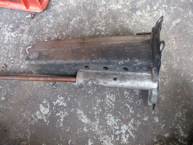 2003 Johnson 30hp outboard exhaust manifold