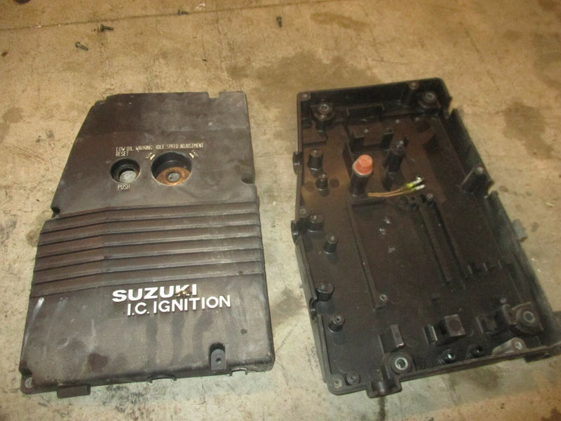 Suzuki DT140 140hp outboard electronics holder (32890-94610)