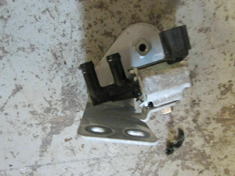 2010 Yamaha 250hp VMAX SHO 4 stroke VF250LA IAC valve 6C5-86120-00-00