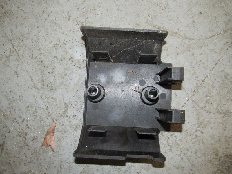 1998 Yamaha outboard 175hp carbureted S175TXRW rectifier cover 64D-81942-00-00