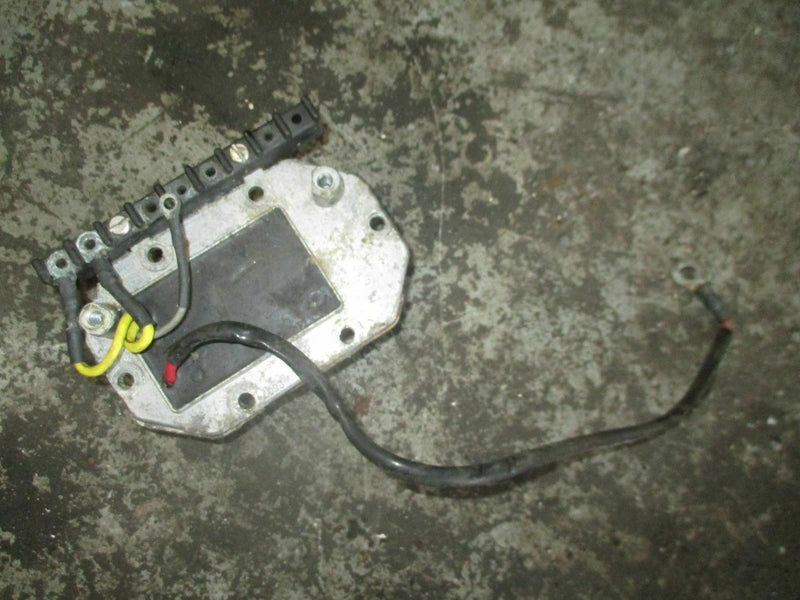 Mid 90s Evinrude 225hp outboard rectifier regulator 185832
