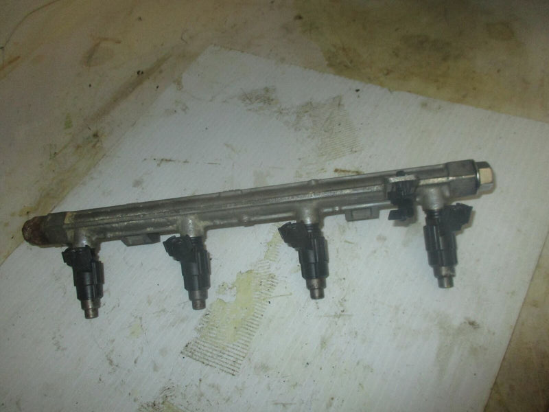 Suzuki DF60 60hp outboard fuel rail with injector set (15751-99E00)