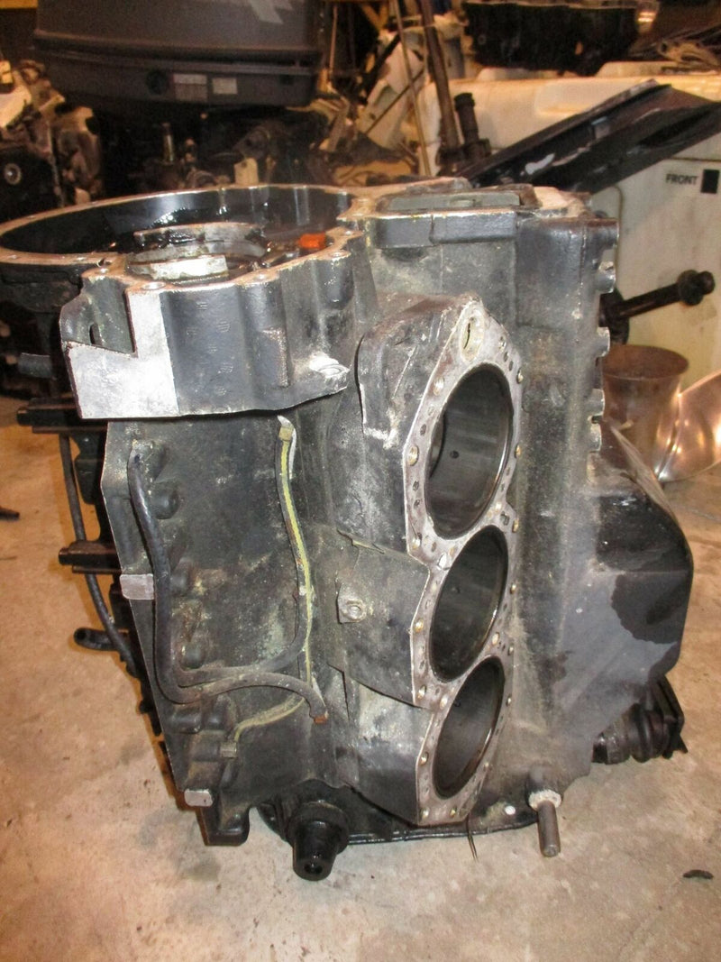 Johnson 150hp 2 stroke outboard crankcase block
