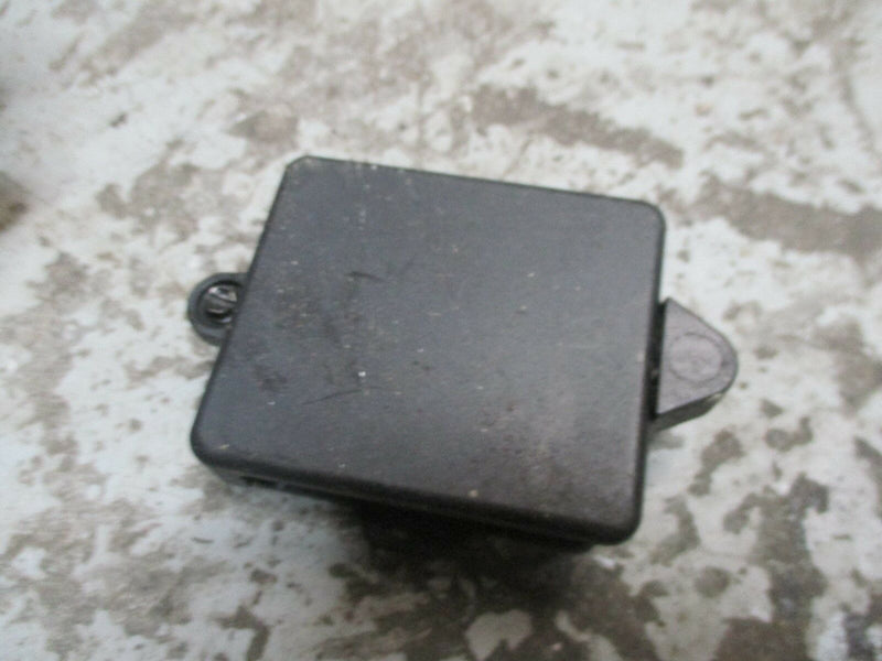 1996 Johnson outboard 30hp 2-stroke harness mounting plate 324197 342365