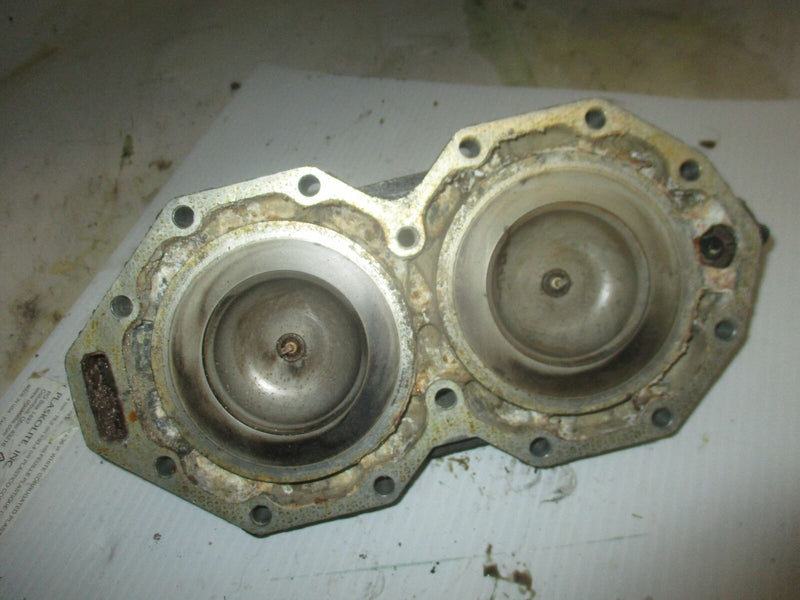 Johnson 120hp 2 stroke outboard cylinder head (339154)