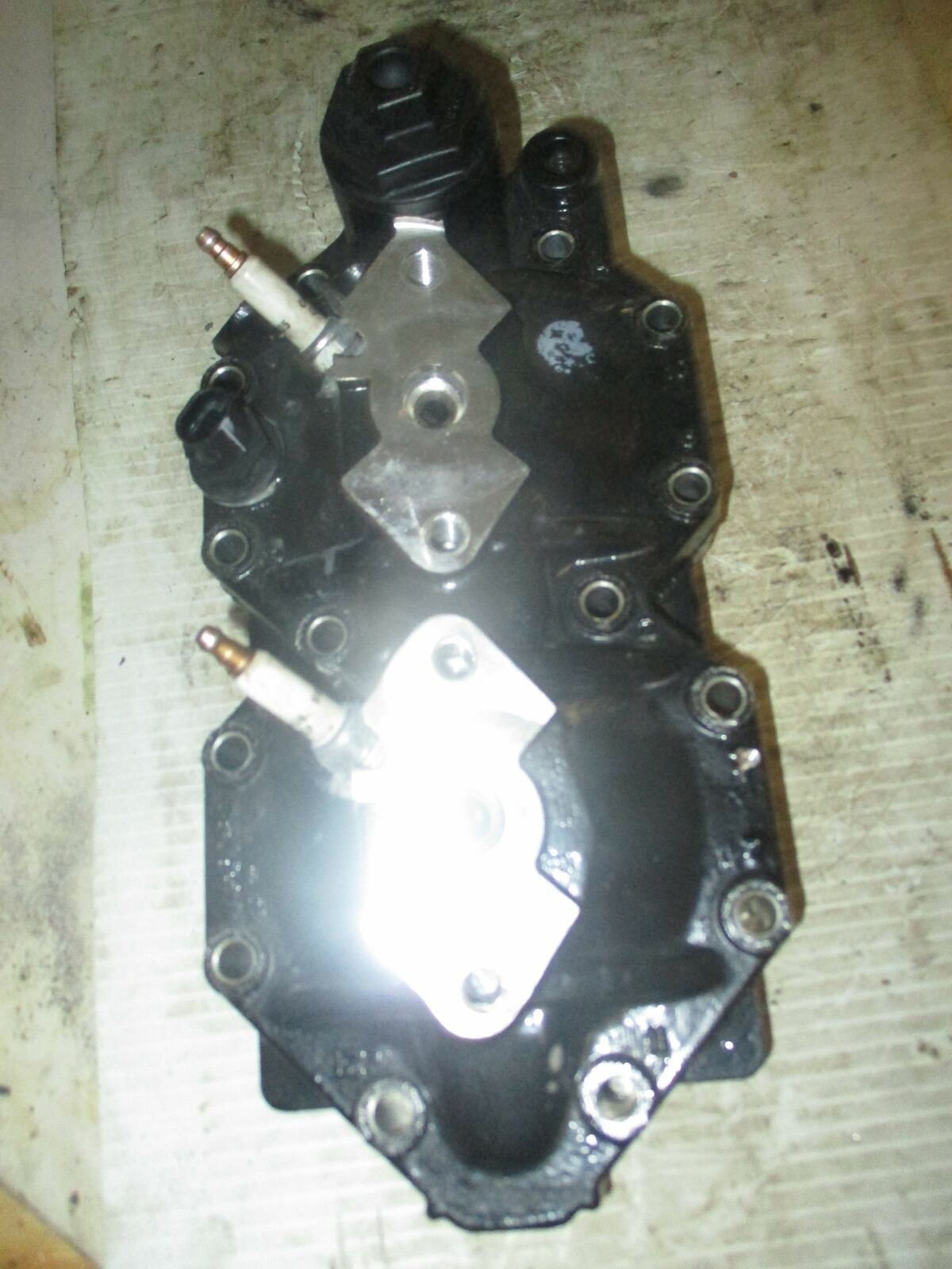 Evinrude ETEC 115hp outboard port cylinder head (350947)