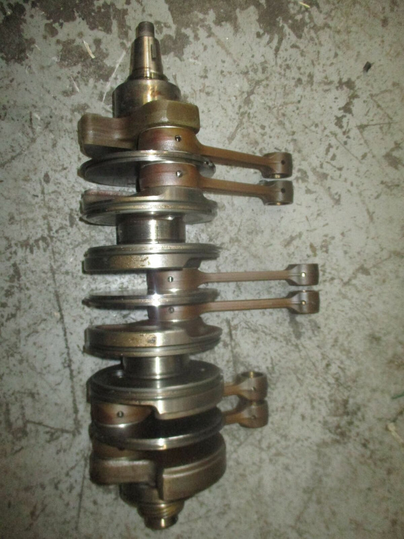 Suzuki DT225 225hp outboard crankshaft (12200-92E04)