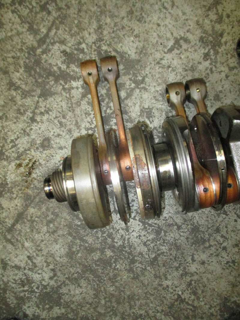Suzuki DT200 200 hp outboard crankshaft (12200-92E04)