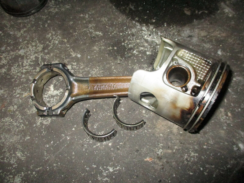 1996 yamaha outboard L225TXRU 2-stroke VX Model port piston/rod 62j-11642-02-86