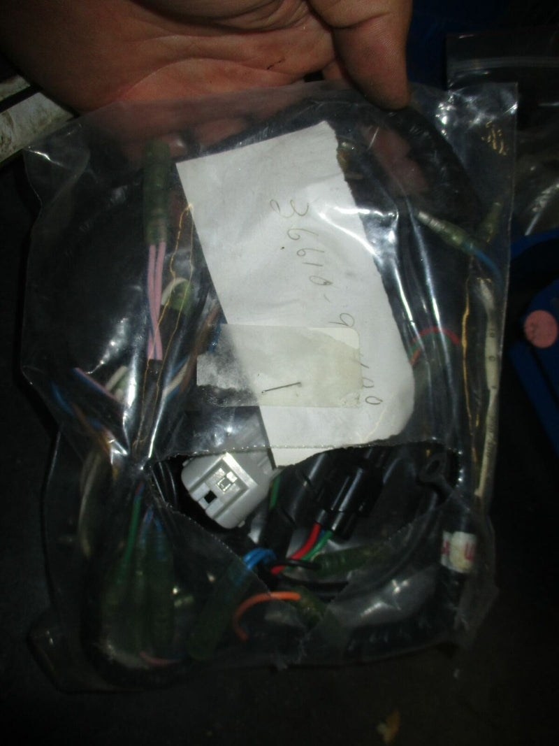 NEW OEM Suzuki outboard wiring harness (36610-94400)