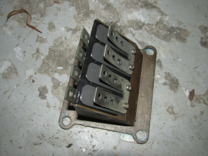 Suzuki DT115 2 stroke reed box 13153-94500