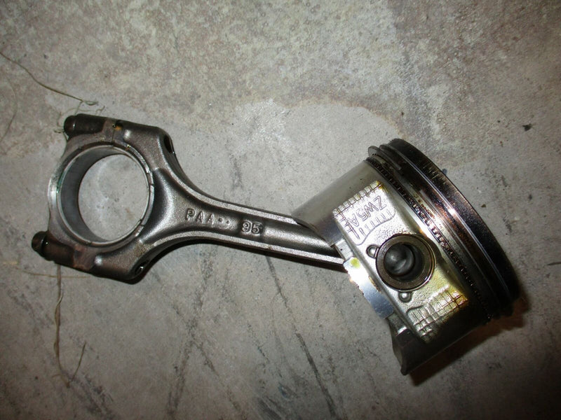 Honda 130hp 4 stroke outboard piston and rod