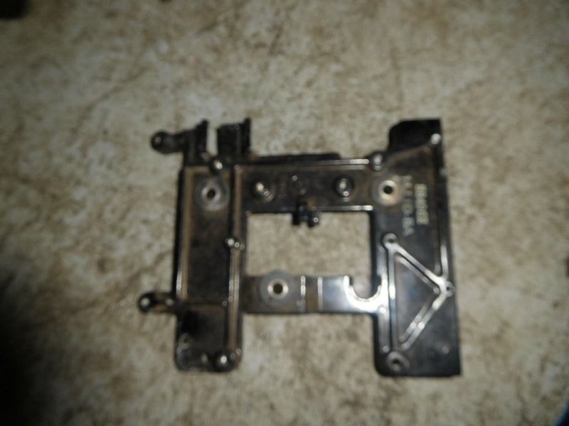 2005 Johnson 40hp 2-stroke outboard electric mounting plate 584962