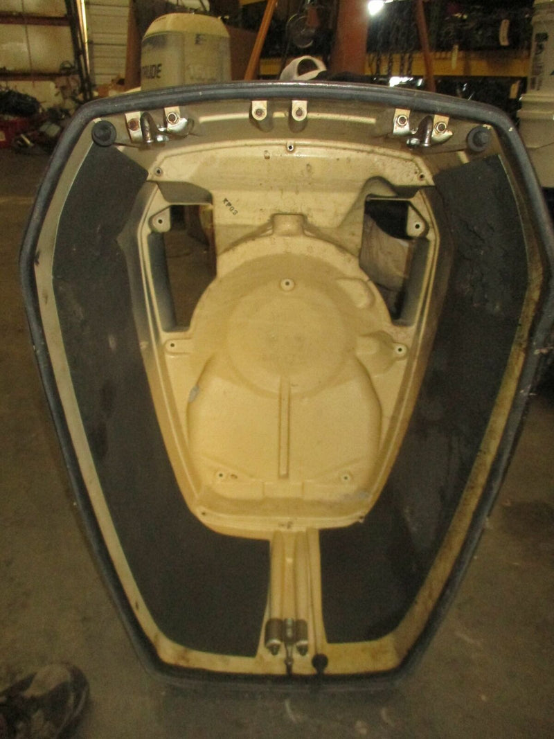 Yamaha SWS 225hp outboard top cowling