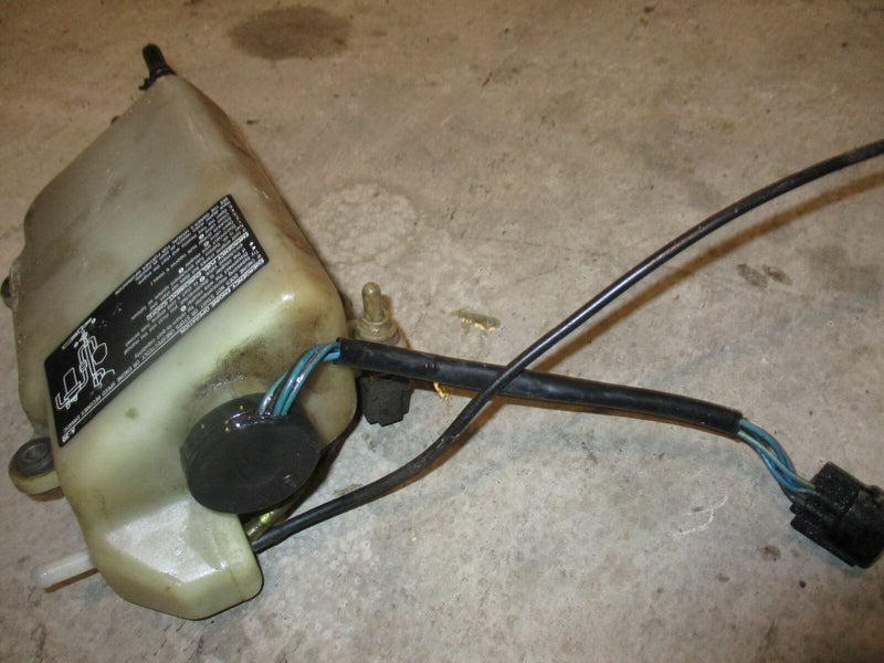 Yamaha SWS 225hp outboard oil tank with sensor (61A-21750-00-00)