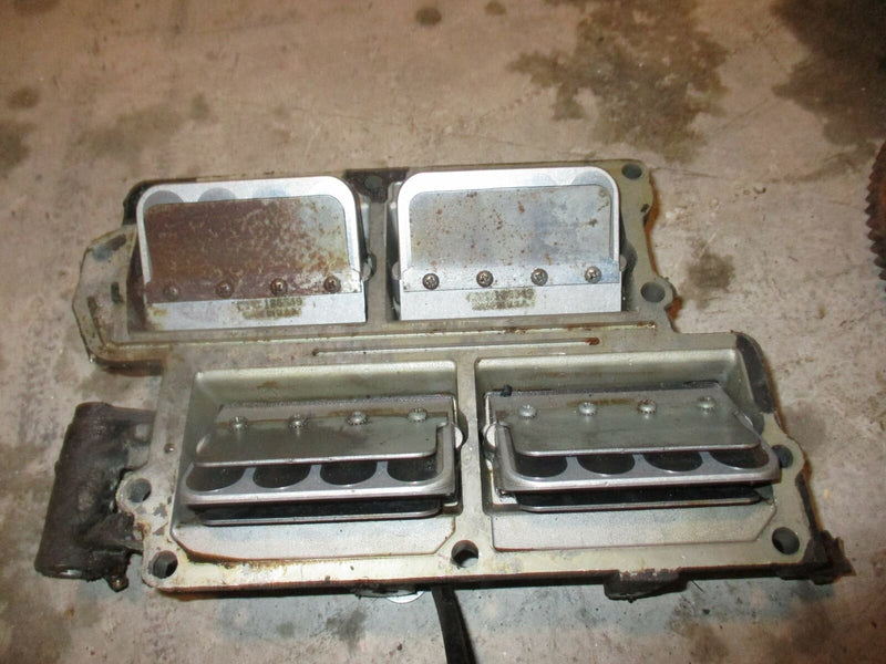 Evinrude 115hp 2 stroke outboard intake manifold with reeds (186549)