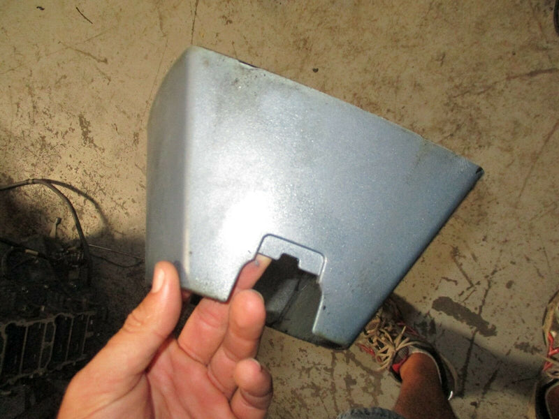 2002 Yamaha 40hp 2 stroke outboard apron