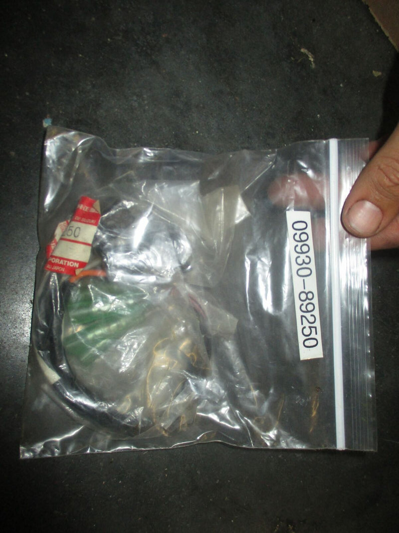 NEW OEM Suzuki outboard wiring harness (09930-89250)
