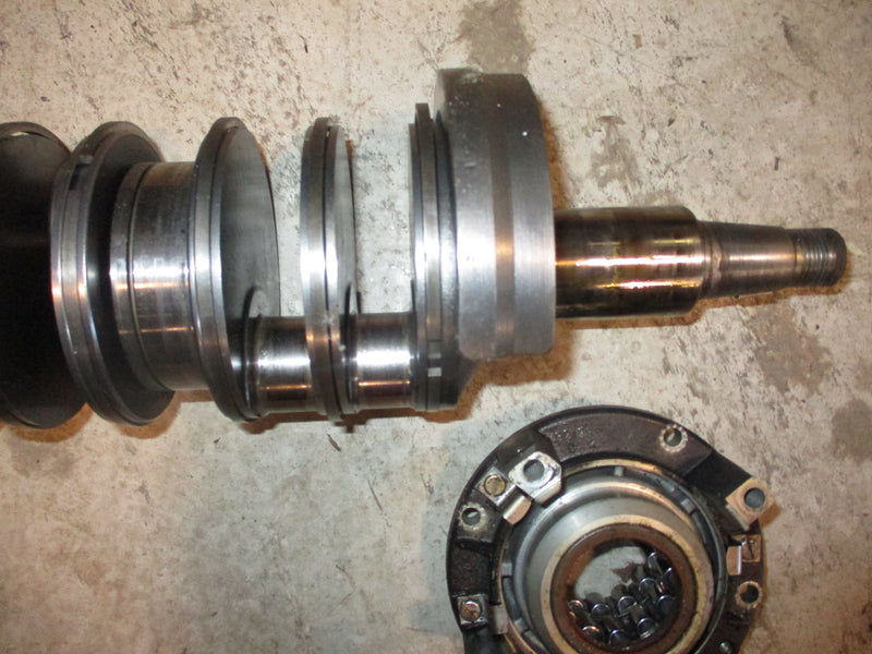 Johnson VRO 150hp 2 stroke outboard crankshaft (396256)