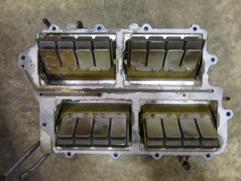 Yamaha 115hp 2 stroke outboard intake manifold and reeds