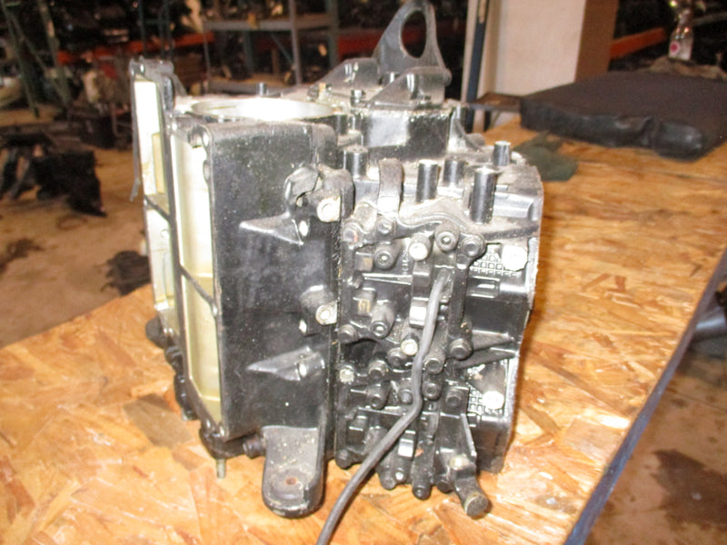 Johnson 90hp/115hp 2 stroke outboard bubble back crankcase block