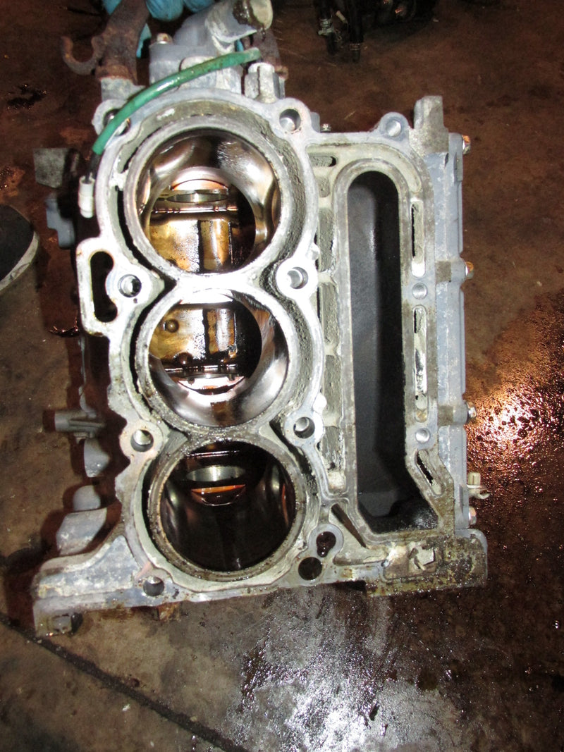 Suzuki DF50A 50hp 4 stroke outboard crankcase block (11301-88L00)