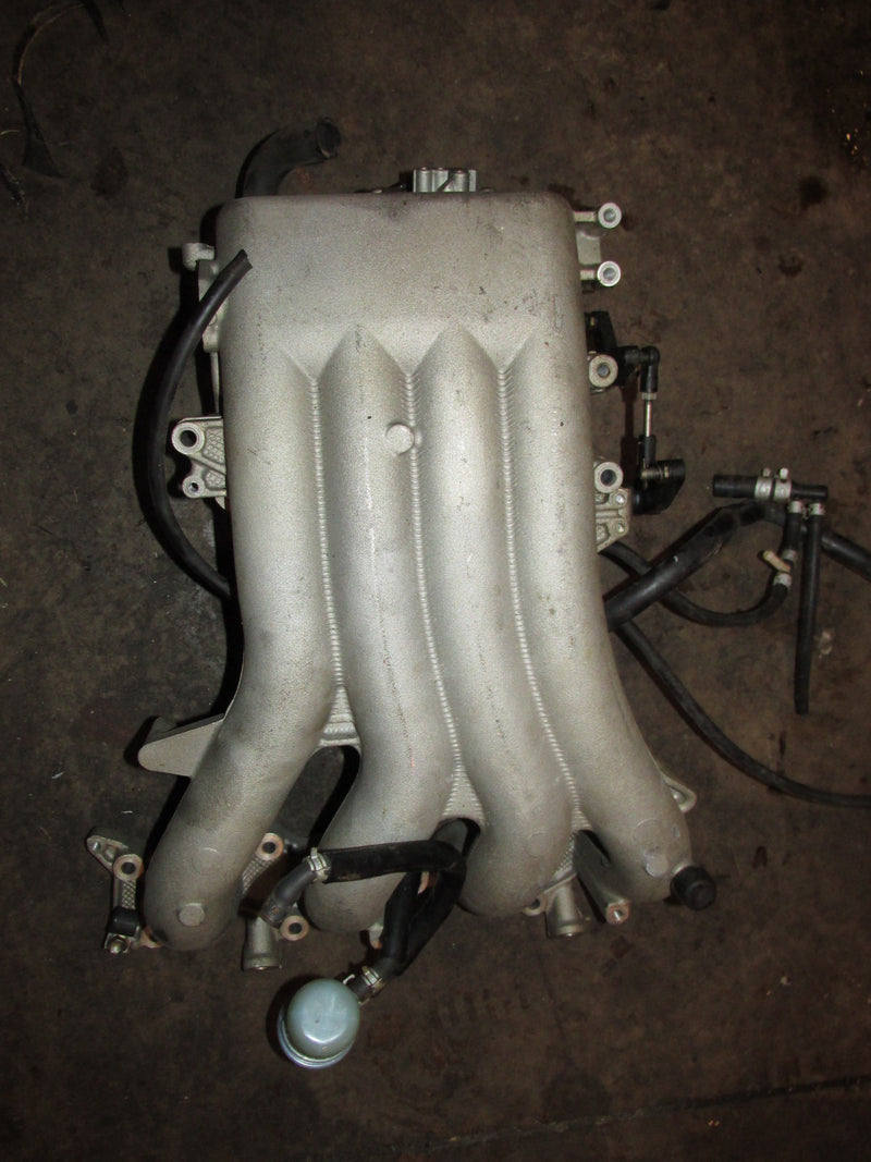 Suzuki DF115hp 4 stroke outboard intake manifold and throttle body