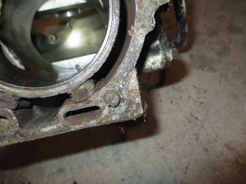 Johnson Seahorse 35hp 2 stroke outboard crankcase block