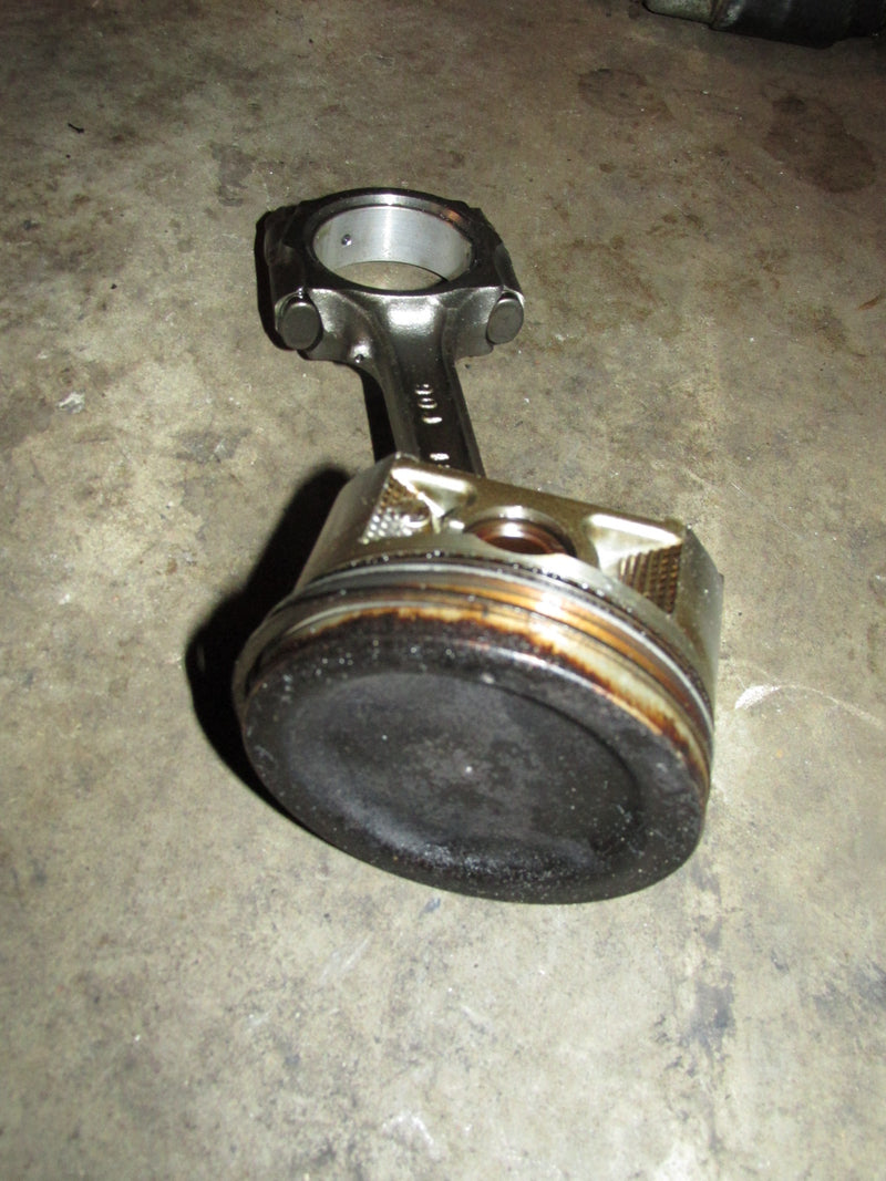 Suzuki DF115 115hp outboard piston and rod (12160-92J00)