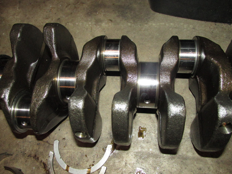 Suzuki DF115 115hp outboard crankshaft (12220-92J00)