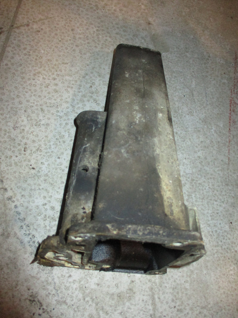 Evinrude 25hp 2 stroke outboard exhaust manifold (336258)