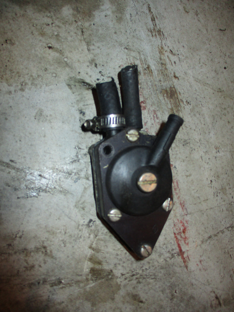 Evinrude 25hp 2 stroke outboard fuel pump (433386)