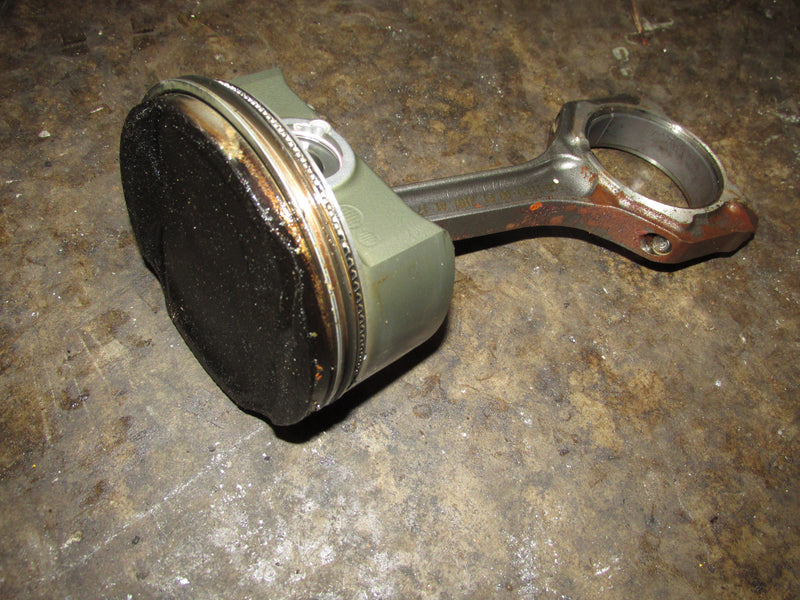 Yamaha 250hp VMAX SHO outboard piston and rod (6CE-11631-00-00)