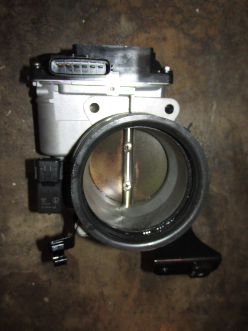 Yamaha 250hp VMAX SHO outboard throttle body (6CB-13751-00-00)