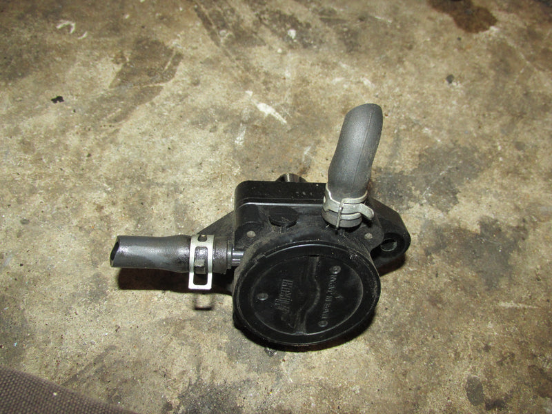 Suzuki DF90 90hp outboard fuel pump (15100-90J1V)