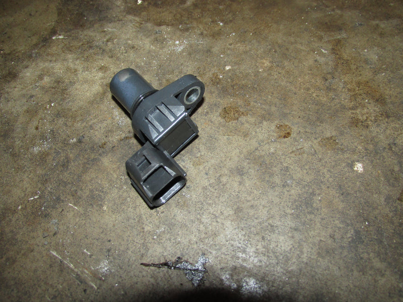 Yamaha 250hp VMAX SHO outboard cam position sensor (6P2-85896-00-00)