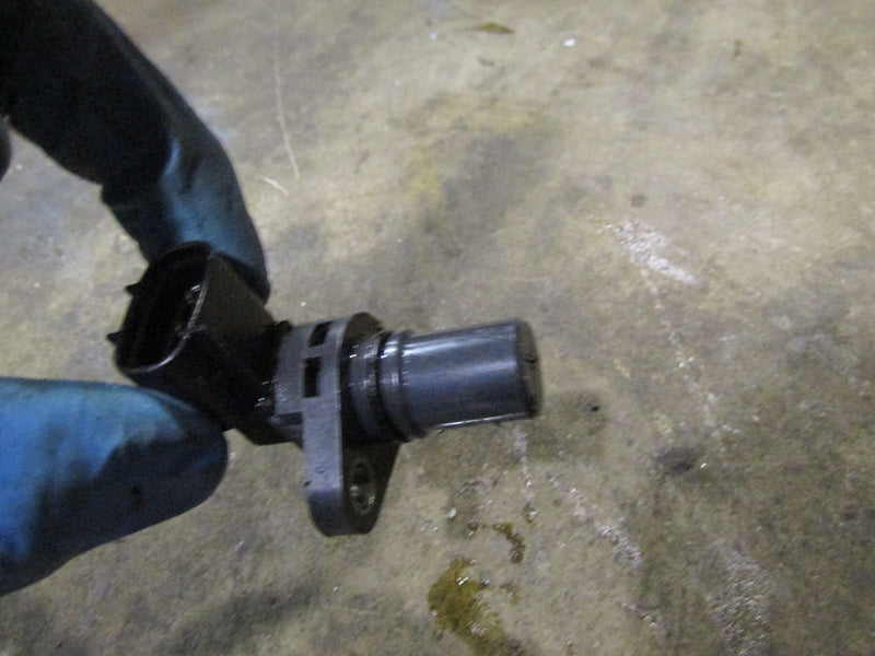 Suzuki DF50 50hp outboard cam position sensor