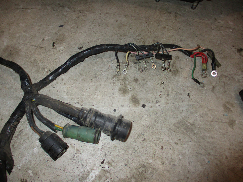 Yamaha 200hp 2 stroke outboard engine wiring harness (6G5-82590-12-00)