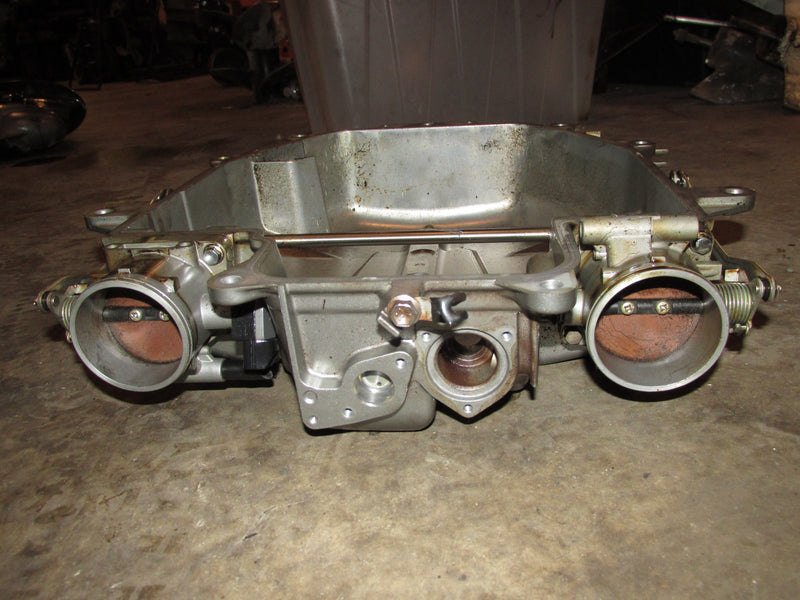 Suzuki DF250 250hp outboard intake collector cover (13140-93J00)