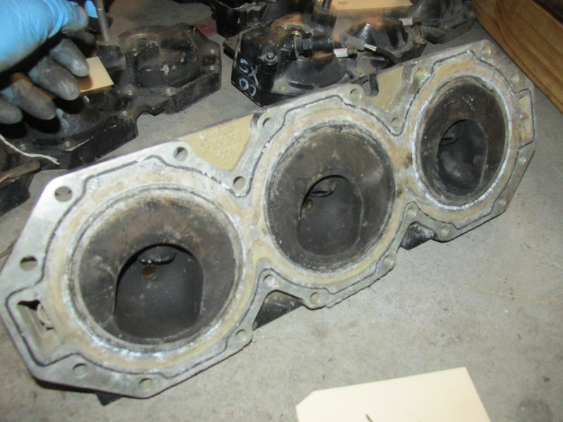 Mercury optimax outboard starboard cylinder head