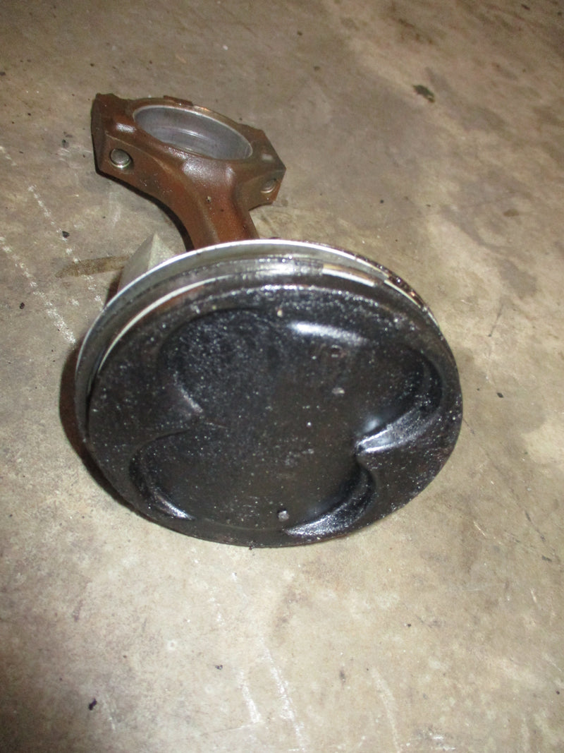 Yamaha 200hp 4 stroke outboard piston and rod (69J-11631-00-B0)