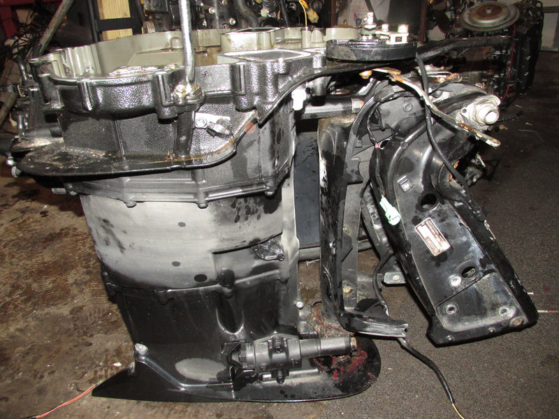 Suzuki DF250 250hp outboard 25"  midsection